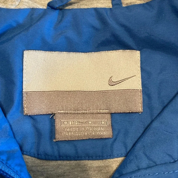 Nike Blue Windbreaker Hooded Jacket Blue Stripes Athleisure Sportswear Size M - Picture 4 of 10